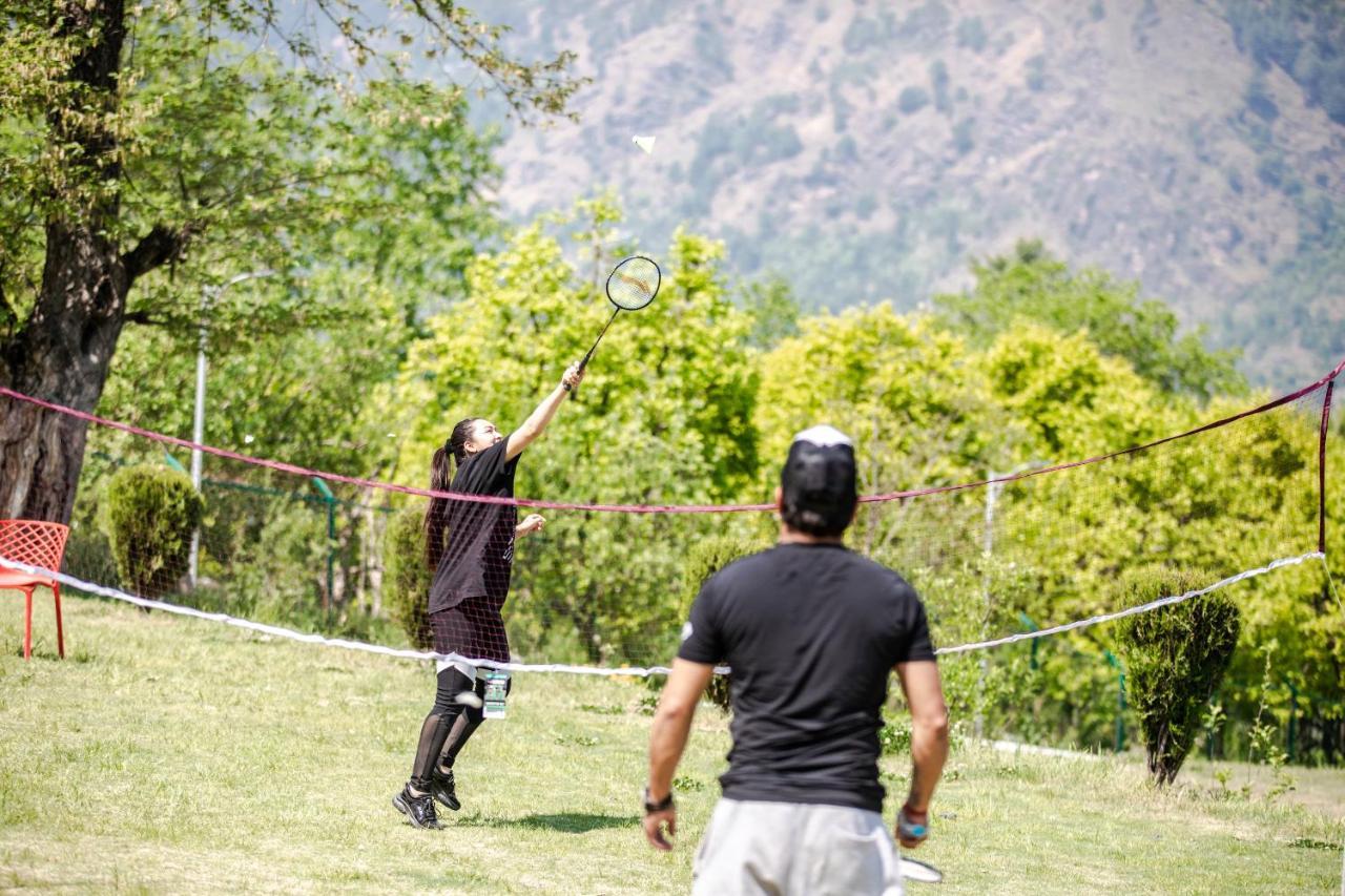 Anand Vardhan Resorts Manāli Zewnętrze zdjęcie