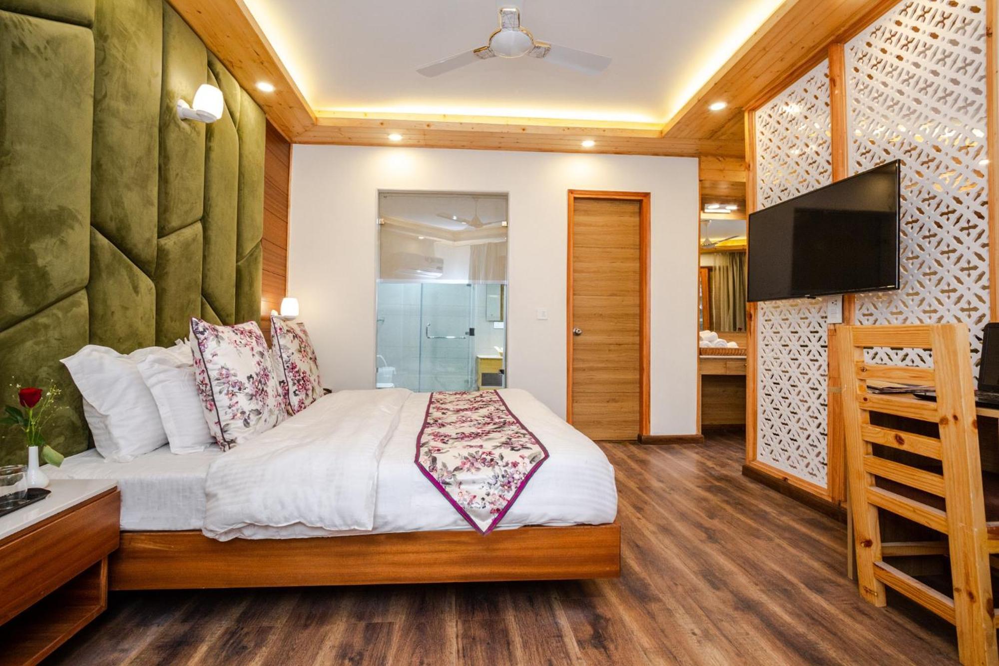 Anand Vardhan Resorts Manāli Pokój zdjęcie